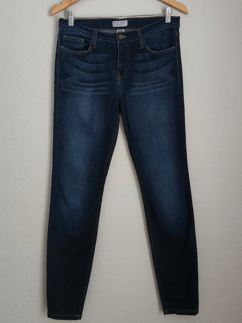 JUDY BLUE Mid-Rise Handsand Rayon Tapered Jean Style #8390 Sz 13/31